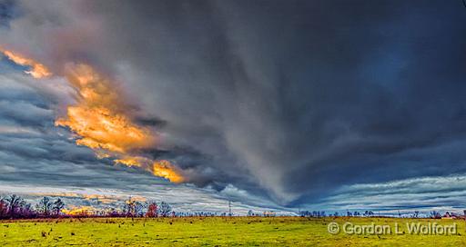 Interesting Sky_DSCF5250.jpg - Photographed near Smiths Falls, Ontario, Canada.